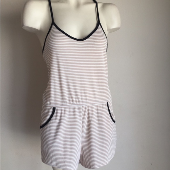 Dresses & Skirts - Romper Nude stripes Front pockets NWT